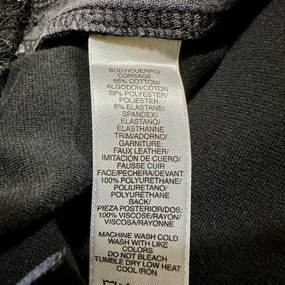 DKNY JEANS, WOMENS, BLACK KNIT PANTS WITH FAUX LEATHER SIDE STRIPES. SIZE M - Picture 9 of 9